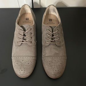 White Mountain. Women’s 7. Grey dress shoes